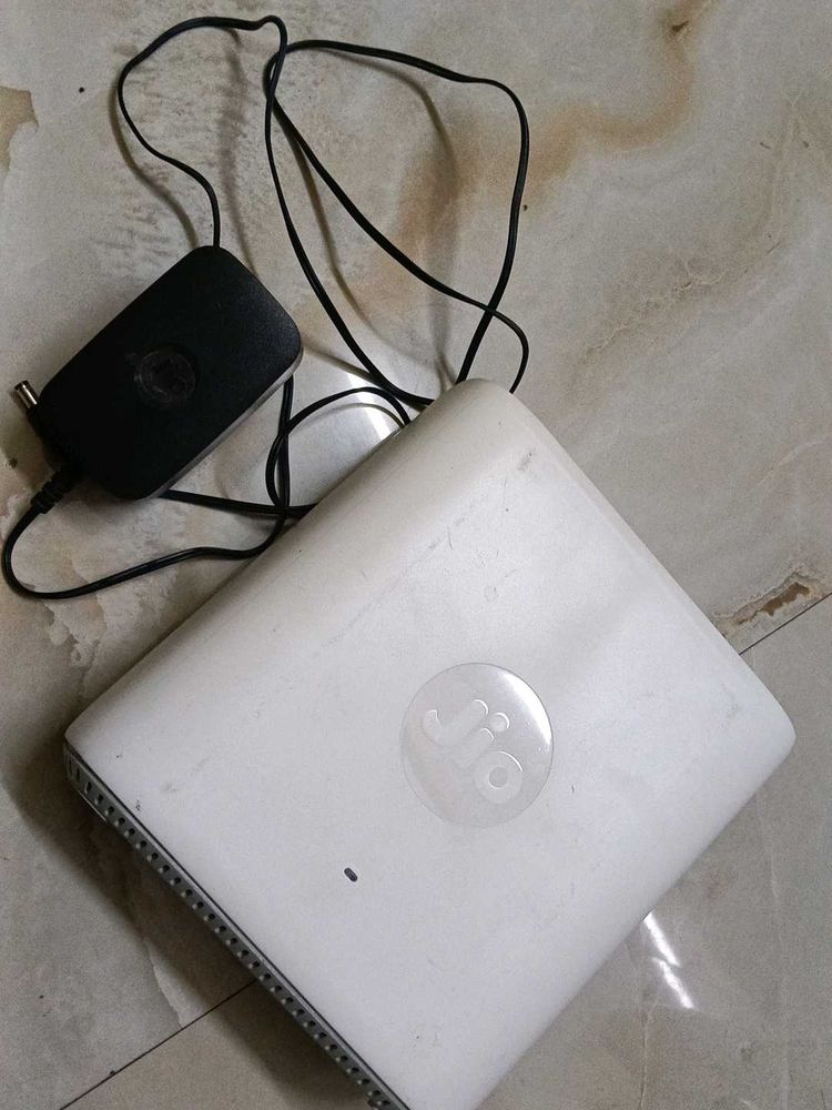 JioFi WiFi Dongle with Charger working ok