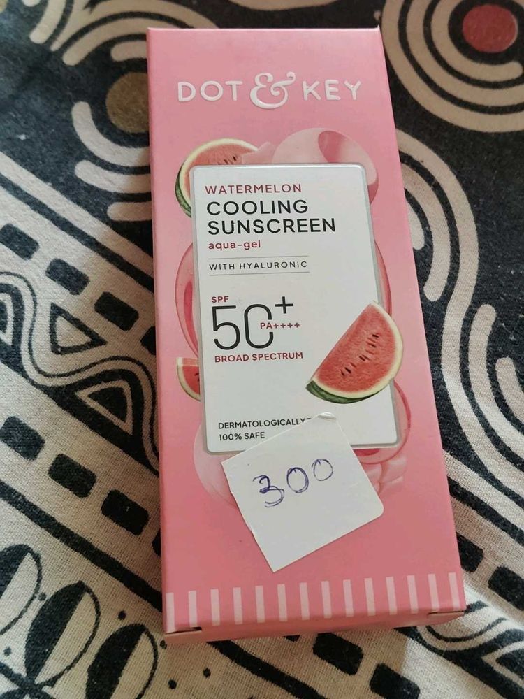 Dot &amp; Key Watermelon Cooling Sunscreen