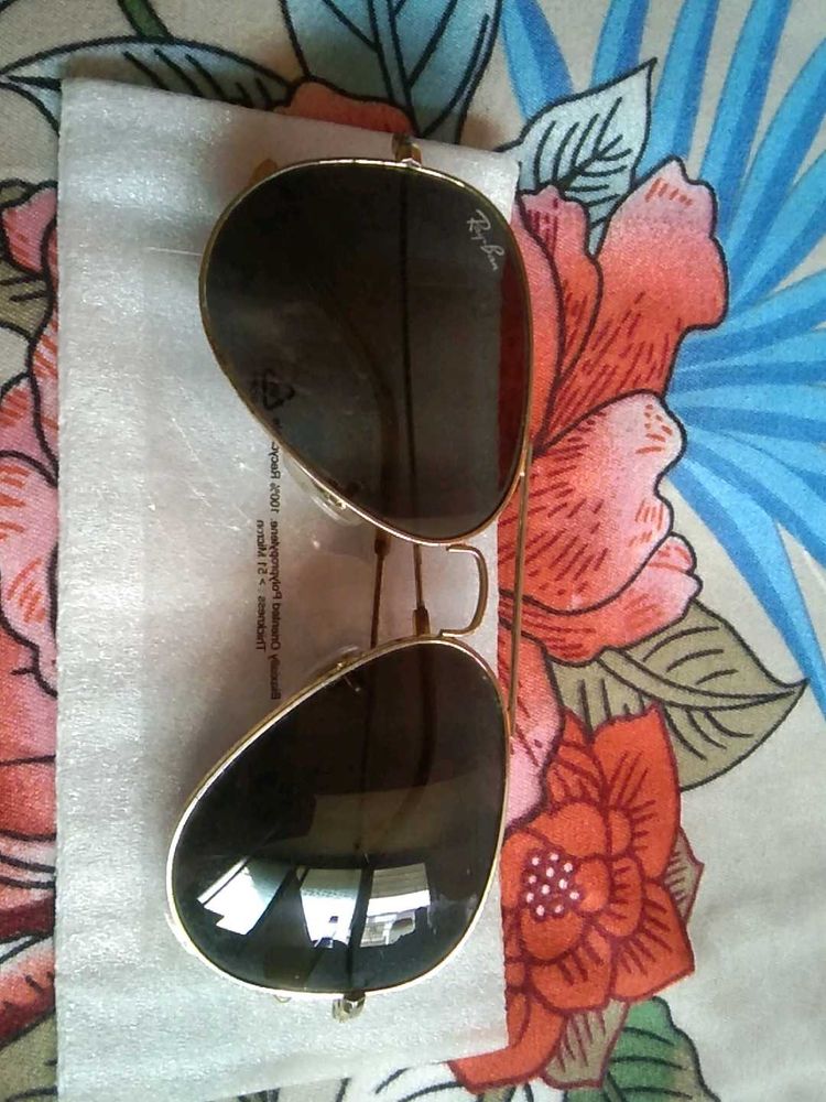 Ray-Ban Aviator Sunglasses