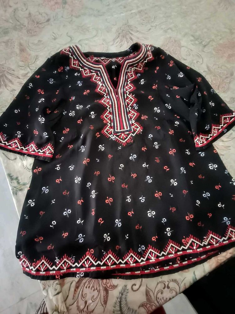 Embroidered Kurta