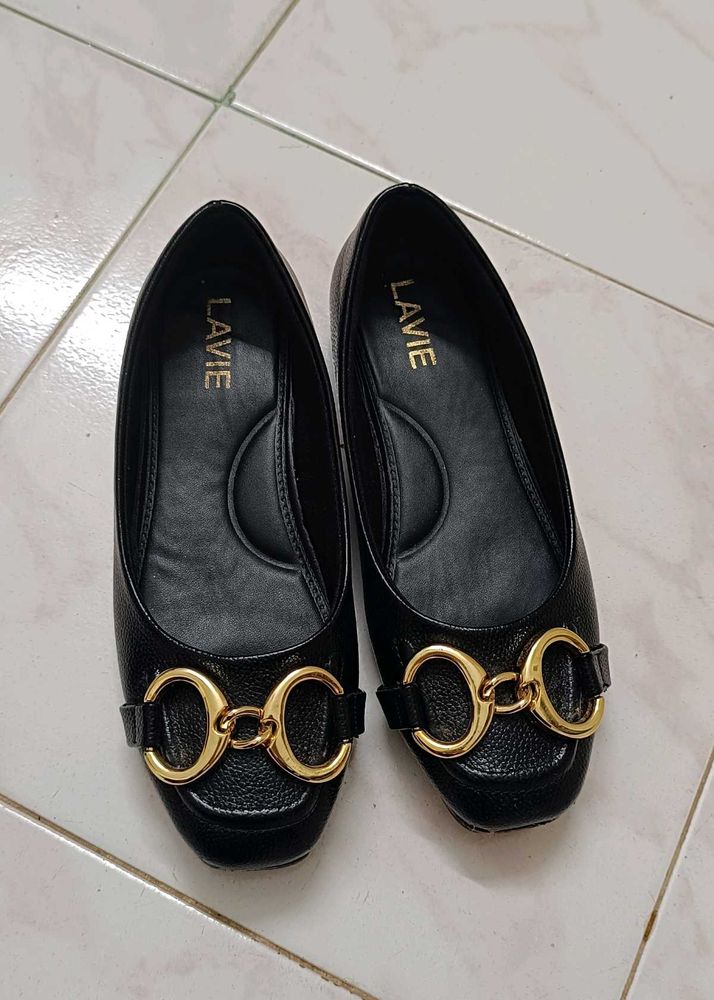 PRICE DROP!!!!lavie loafers women