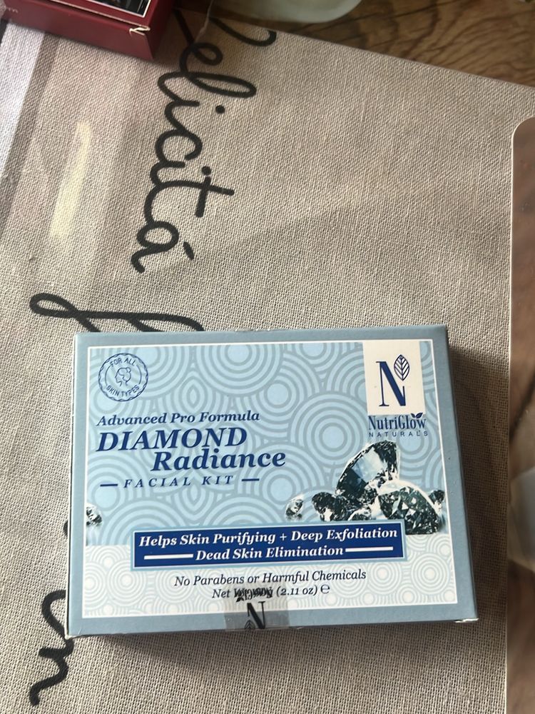 Diamond Radiance Facial Kit