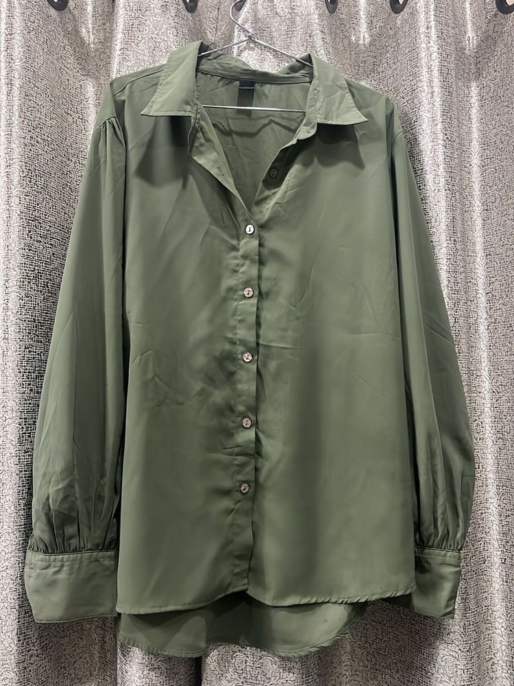 Chic Olive Green Button-Up Shirt