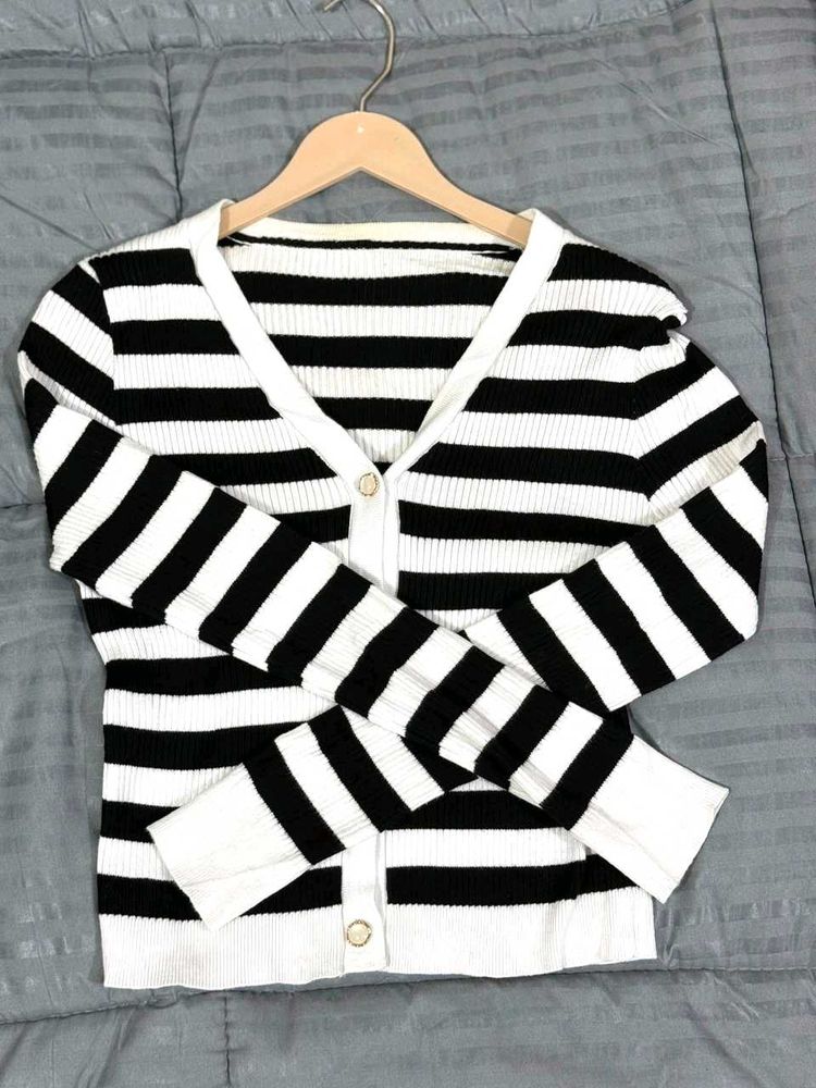 Chic Striped Cardigan