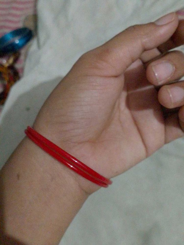 Red Glass Bangles