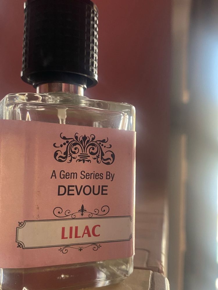 Devoue Lilac Perfume