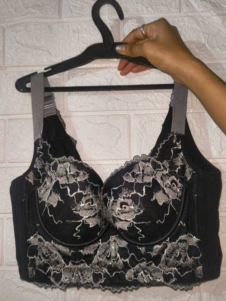 Lace Trimmed Full Coverage padded Bra