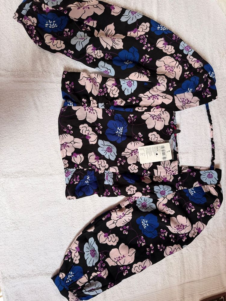 Floral Puff Sleeve Crop Top with smocked back