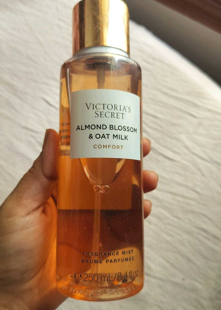 Victoria's Secret Almond Blossom &amp; Oat Milk Mist