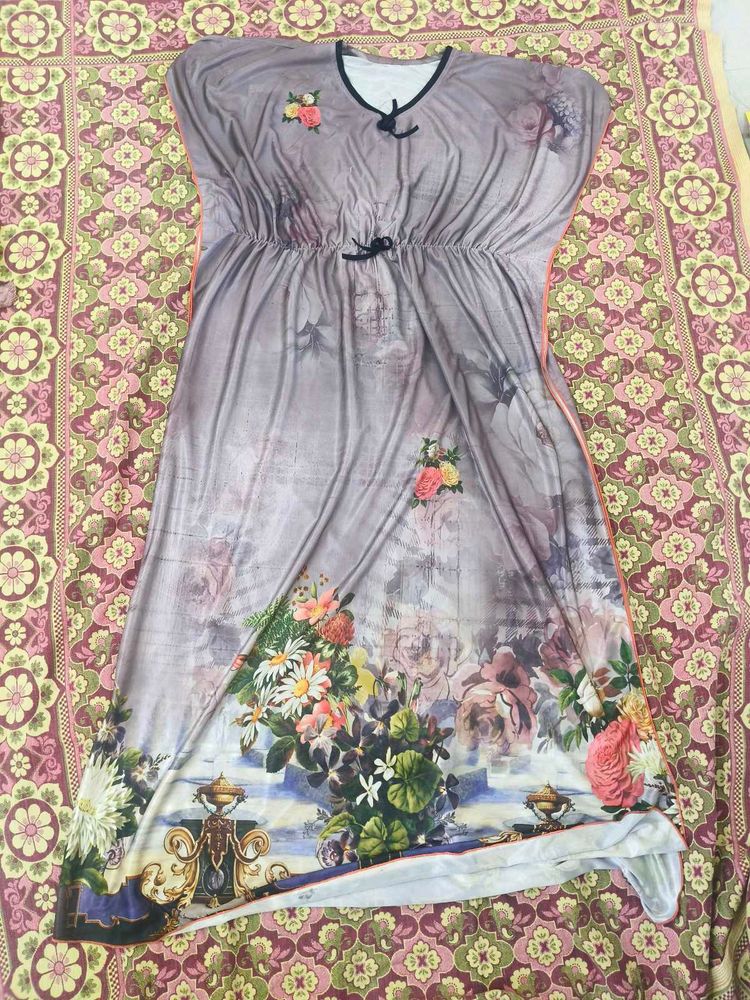 Floral Print Nightgown - Comfortable &amp; Relaxing