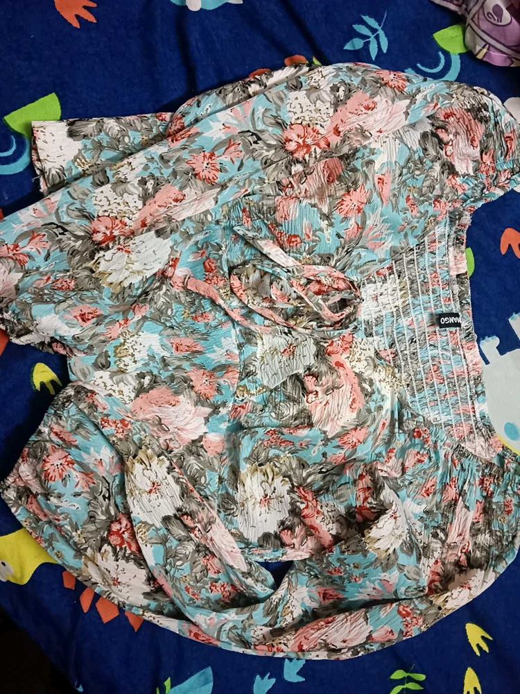 Floral Print Smocked Top