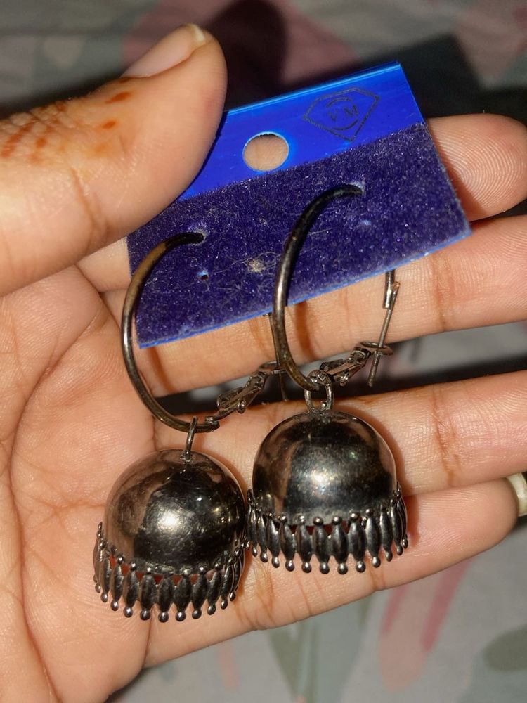 Stylish Jhumka Earrings