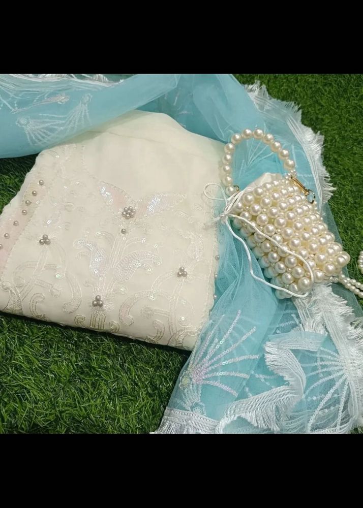 Elegant Pakistani Embroidered suit