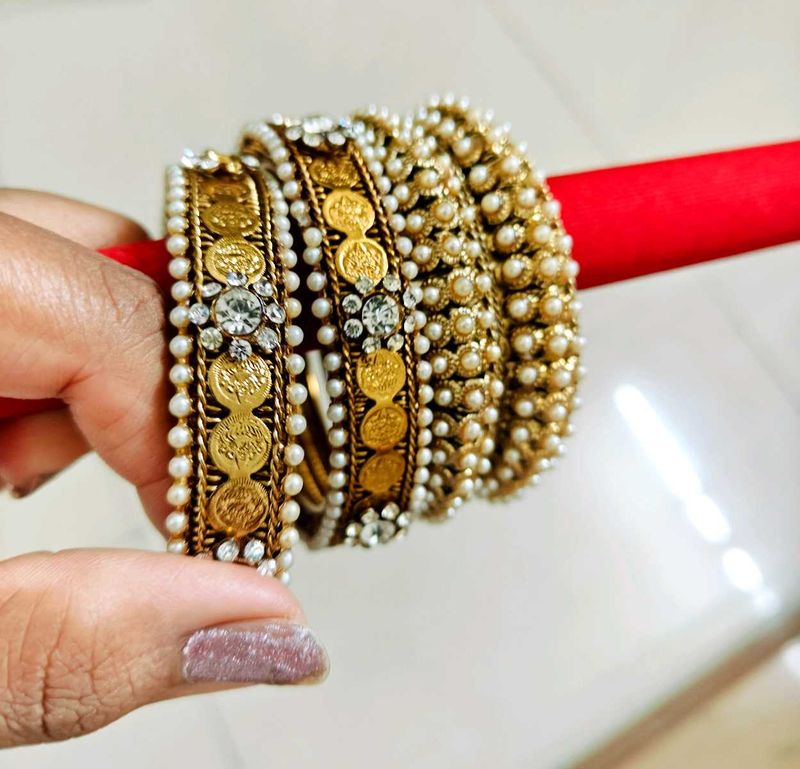Exquisite Embellished Bangle Set of 2