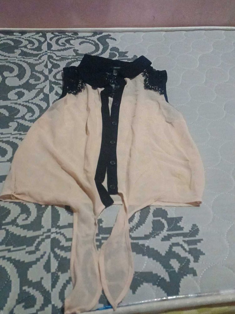 Forever 21 Lace Trim Blouse