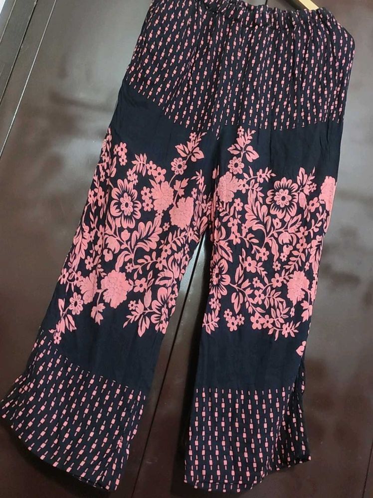 Black Pyjama Pink Floral Print For 30 Waist