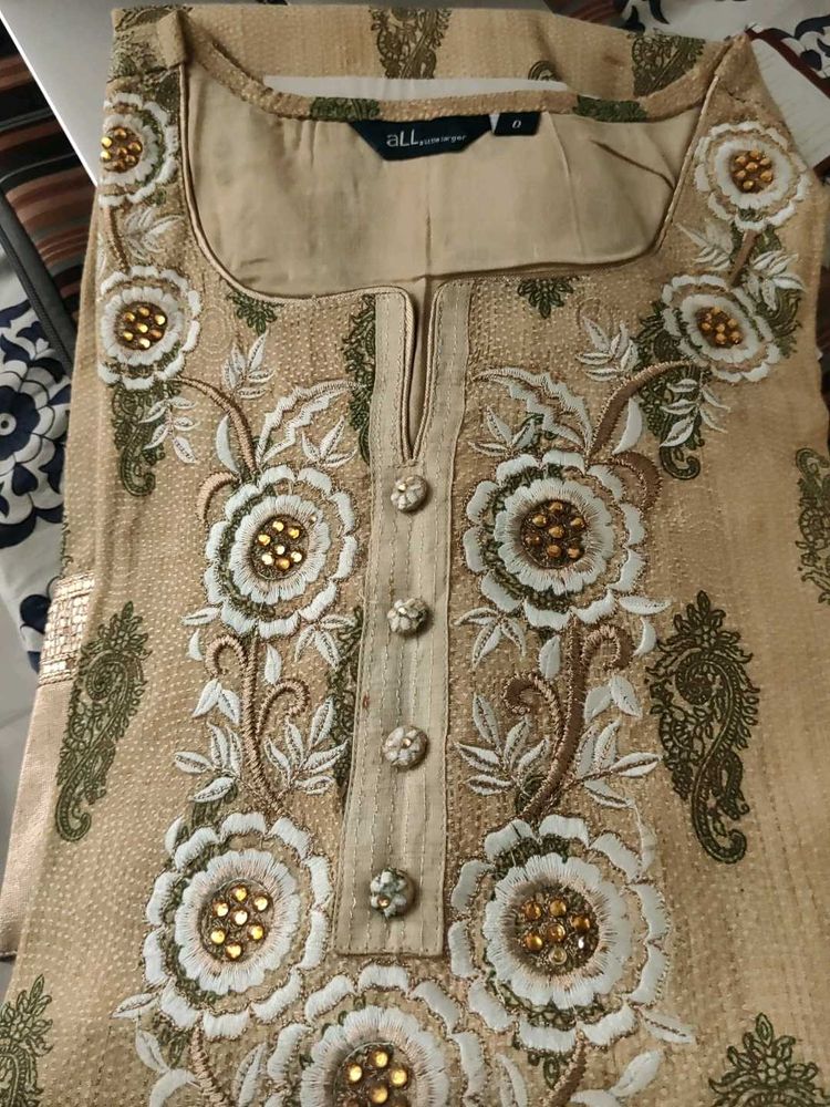 Elegant Embroidered Kurta