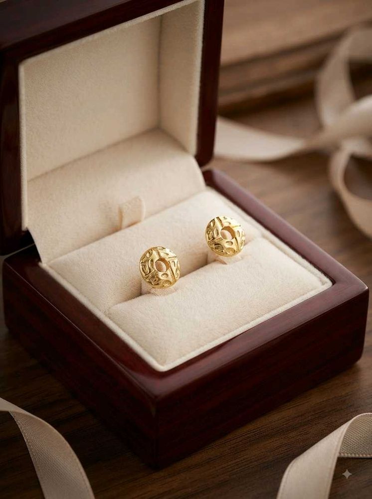 Elegant Gold Stud Earrings