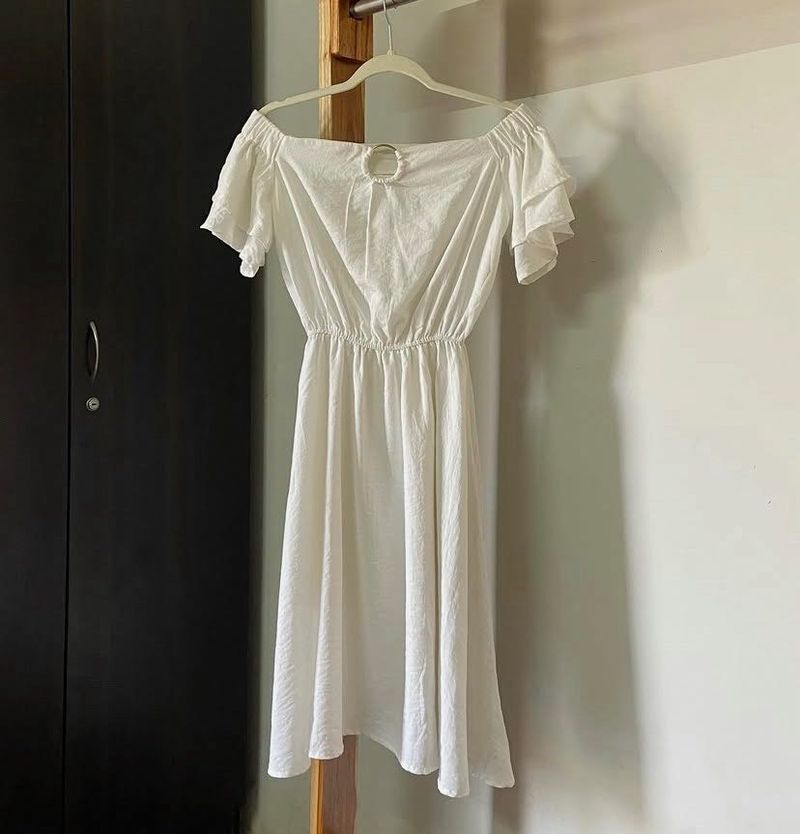 Chic Off-Shoulder White Dress