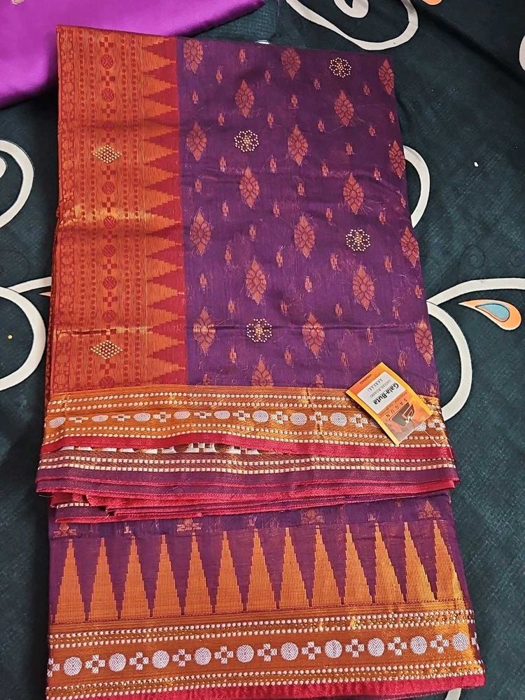 Elegant Purple Handloom Saree