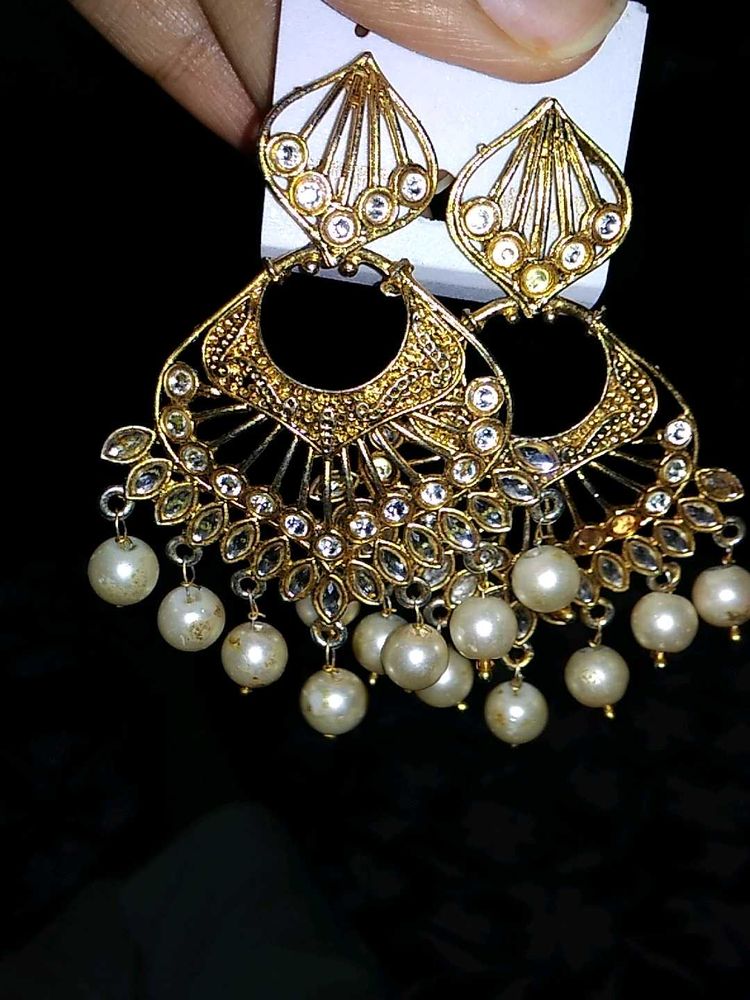Elegant Gold Pearl Drop Earrings