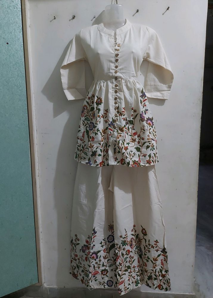 Flowers 🌼  Design Top Plazo Set