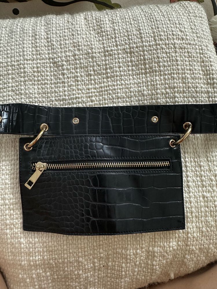 Black Belt With Pouch