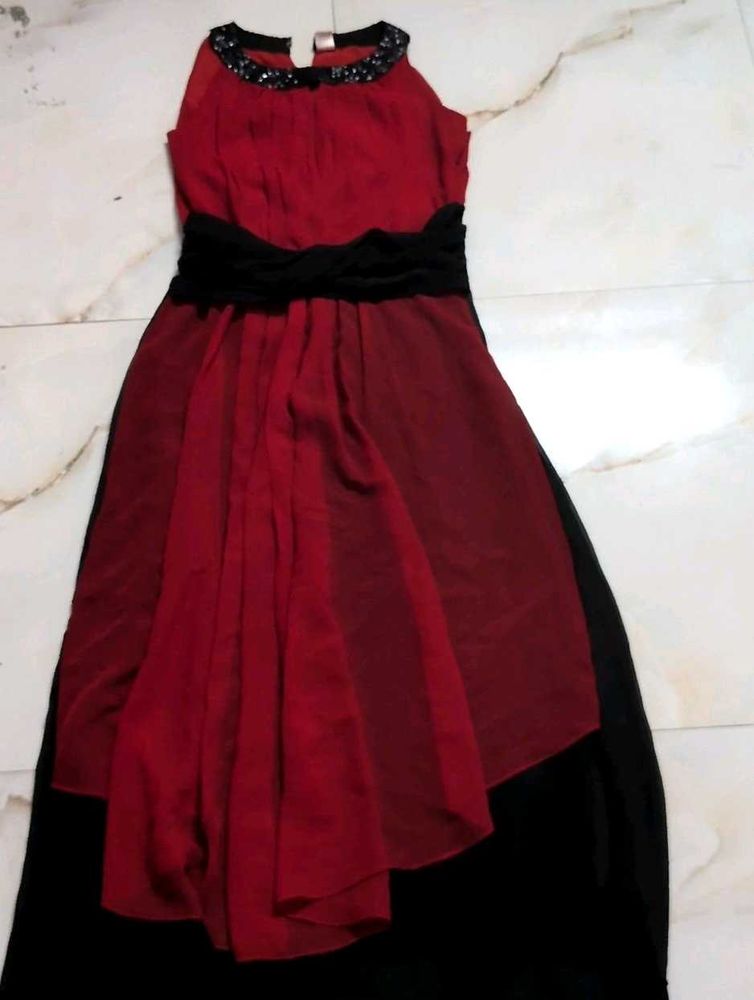 Elegant Red &amp; Black Evening Dress