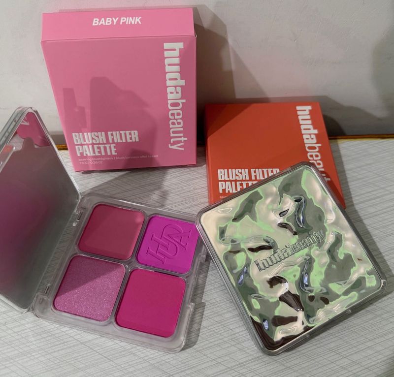 HUDA beauty Blushfilter palette