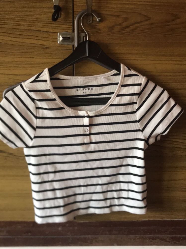 Striped Cropped Top