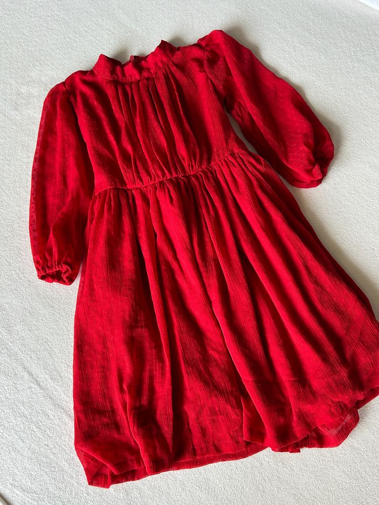 👩🏻‍🦰Girls Dress - 7/8yrs - Used