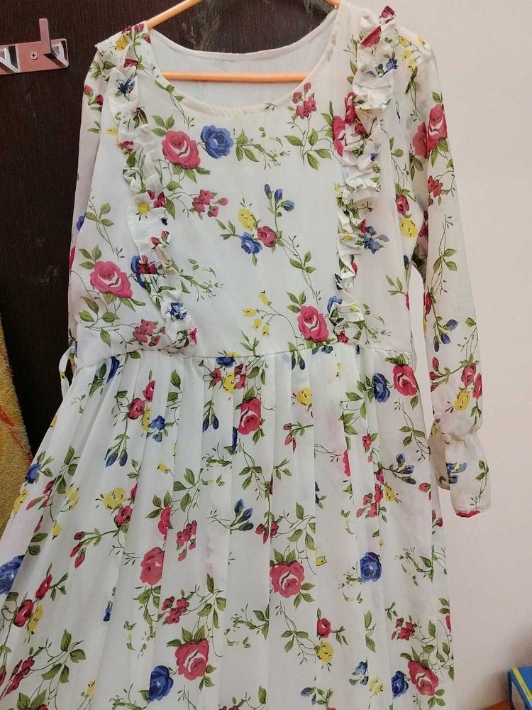 Chic Floral Maxi Dress
