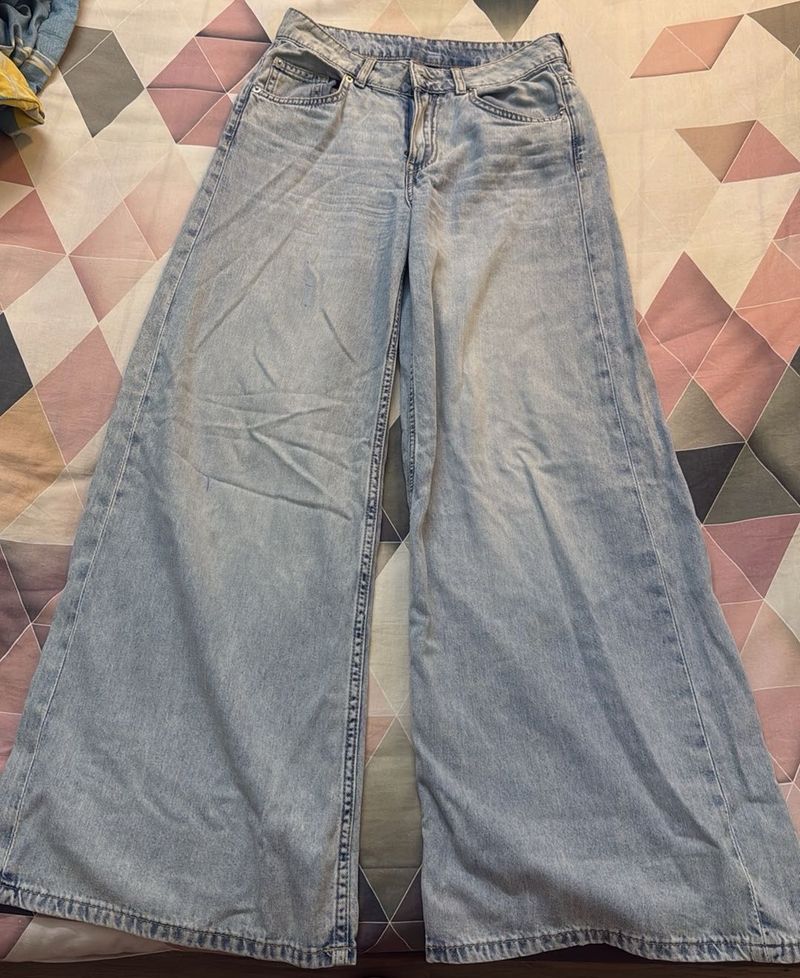 Light Wash Wide Leg Jeans