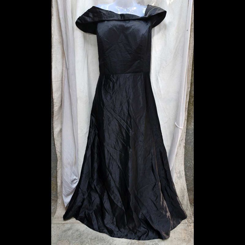 I. Elegant Black Off-Shoulder Gown