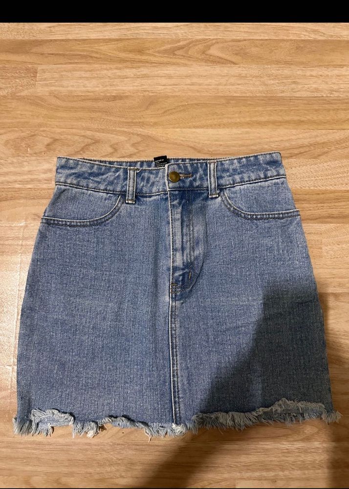 Forever 21 mini skirt