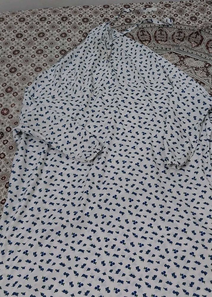 Free Sized White Islamic Prayer Dress