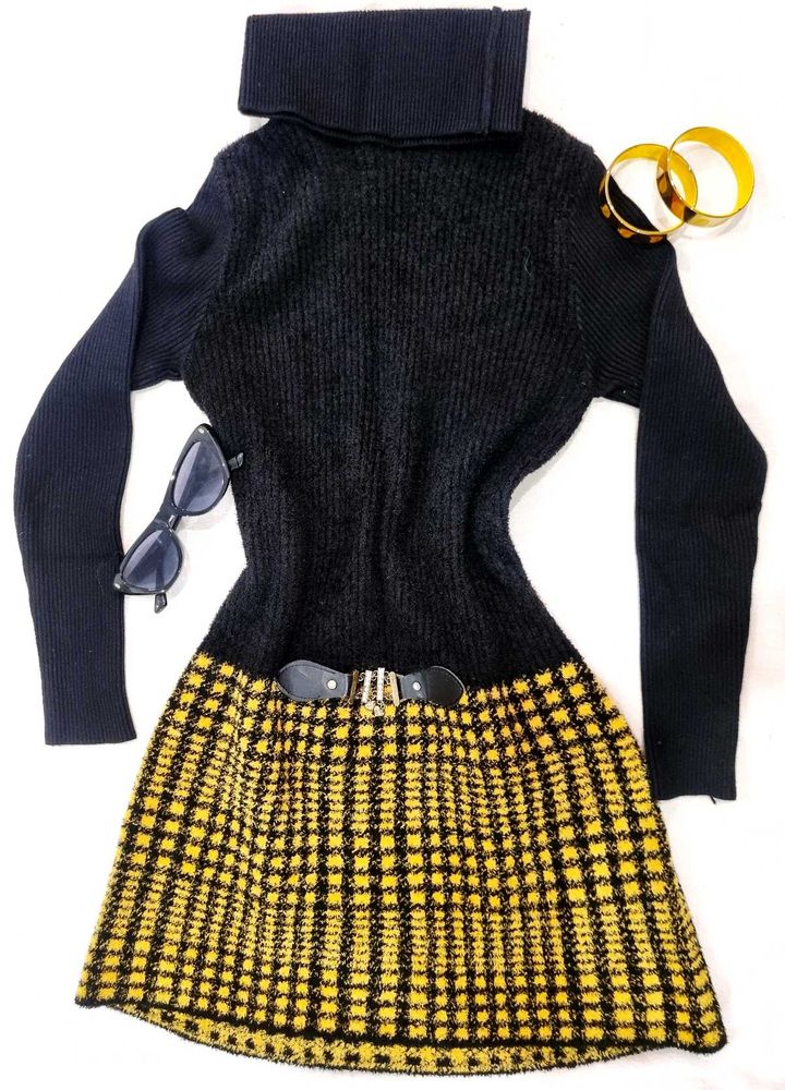 Chic Black &amp; Yellow Plaid Turtleneck Dress