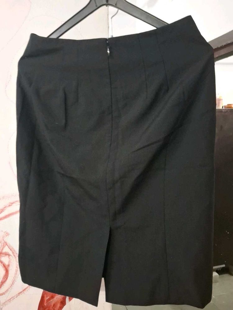 Classic Black Pencil Skirt