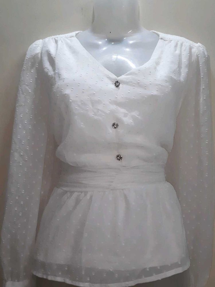 Korean White Embellished Top❤️⚘️