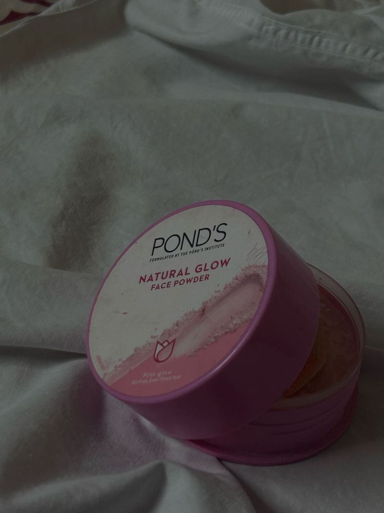 Pond's Natural Glow Face Powder