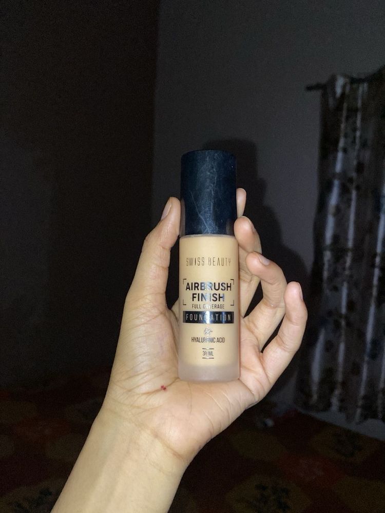 Swiss Beauty Airbrush Finish Foundation