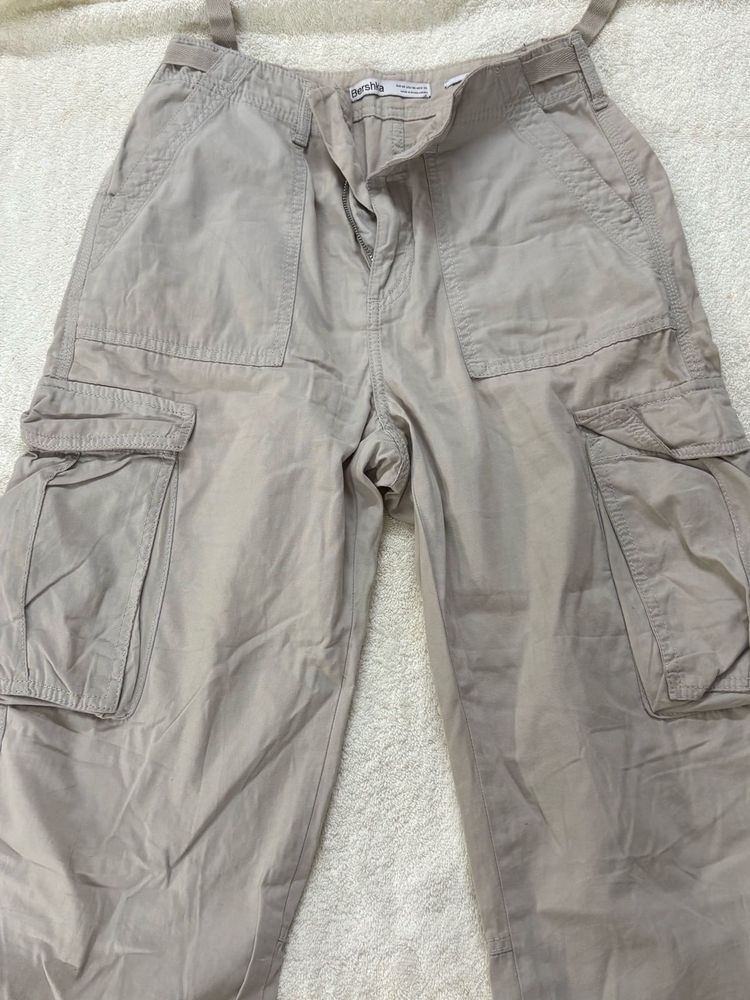 Bershka Cargo Straight Pants
