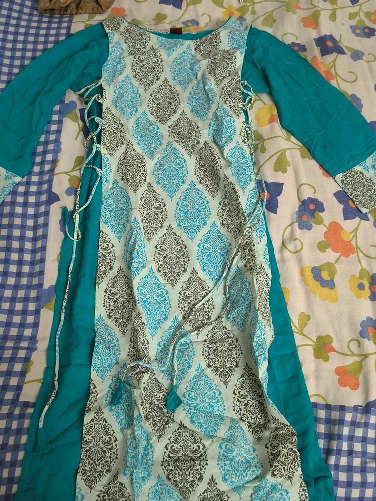 Stylish Teal &amp; Blue Print Kurta
