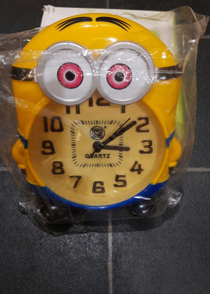Minions Table Clock ⏰️(39 ₹ Delhivery Charge Only)