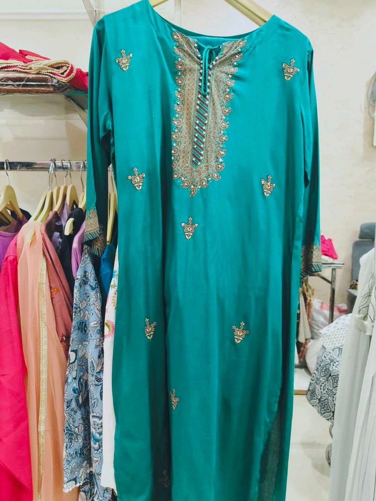 beautiful plazoo suit