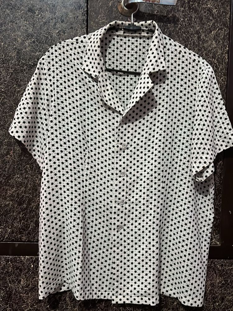 Stylish Polka Dot Short Sleeve Shirt