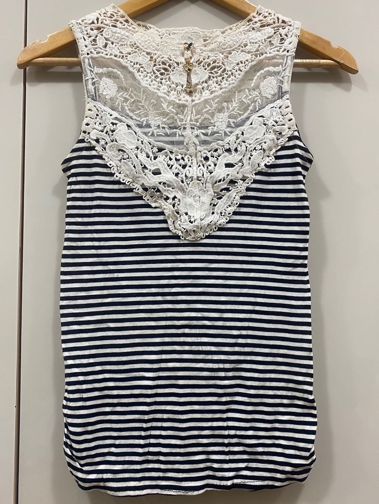 Striped Fitted Top With Embellished Neck Pattern