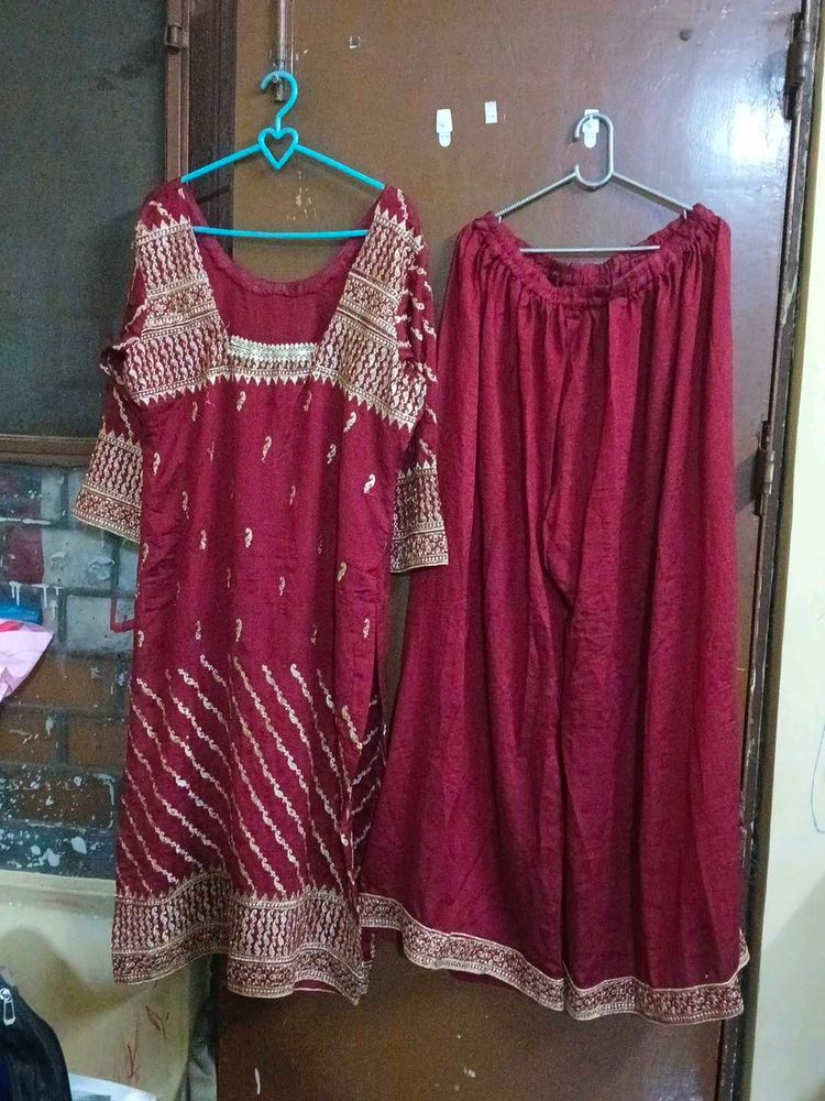 Elegant Maroon Kurta Set