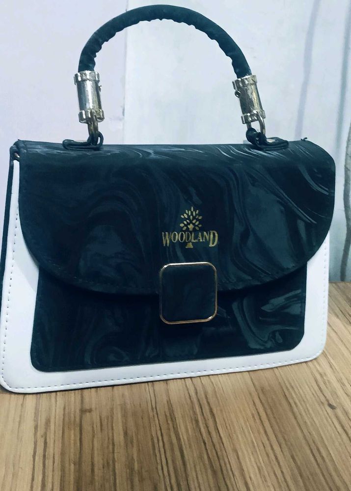 Stylish Woodland Handbag