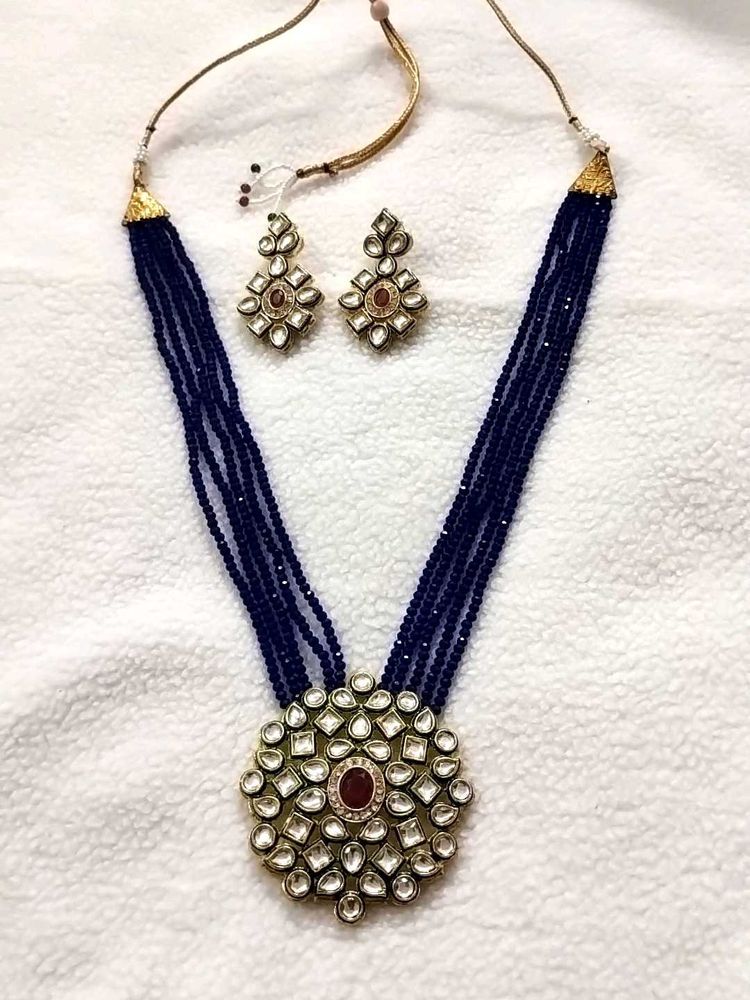 Stunning Blue Beaded Necklace &amp; Earring Set